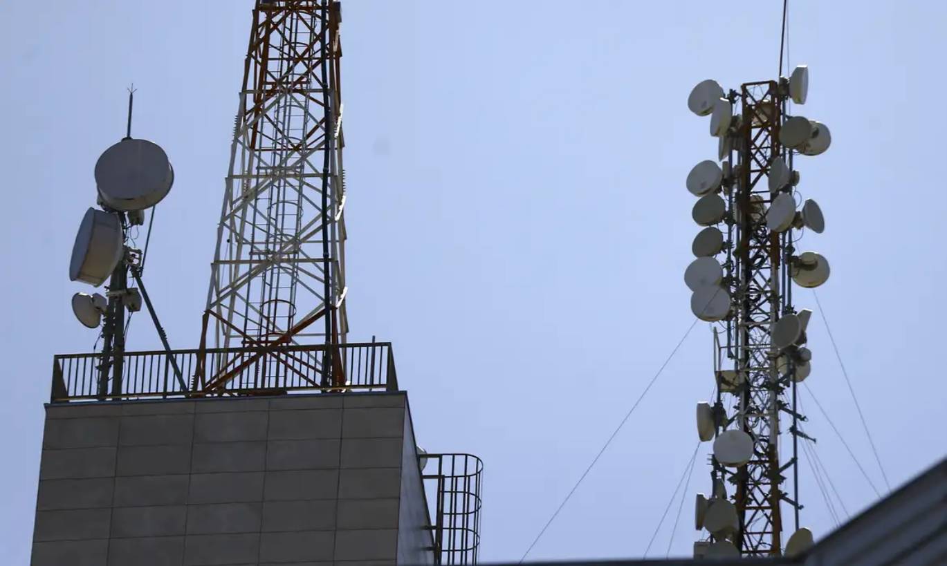 Polos da fruticultura Juazeiro e Petrolina recebem verbas para telefonia móvel